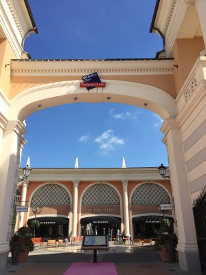 CASTEL ROMANO DESIGNER OUTLET